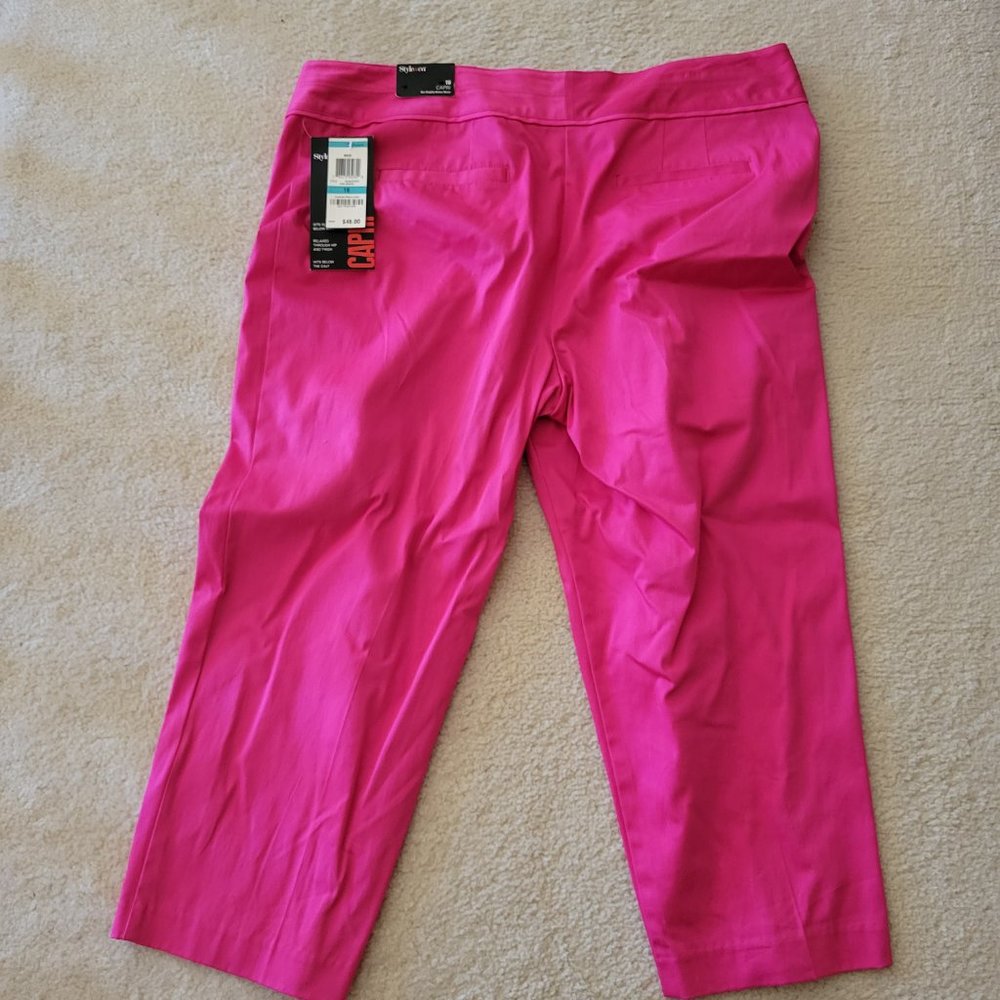 Capris - Picture 2 of 2